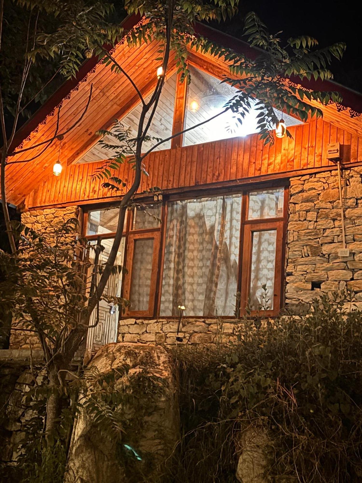 The Cozy Cabin, Jibhi Banjar Bagian luar foto