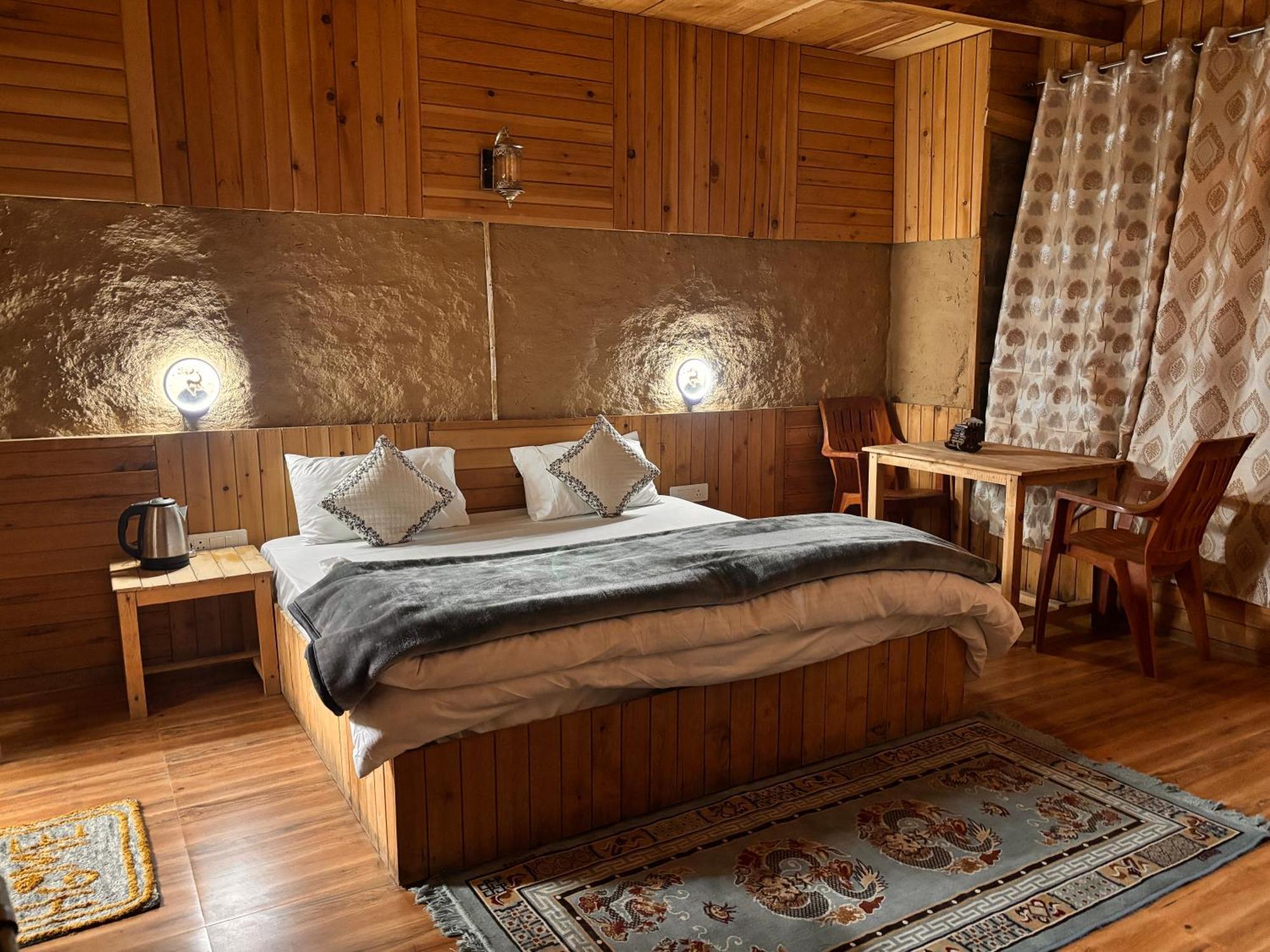 The Cozy Cabin, Jibhi Banjar Bagian luar foto